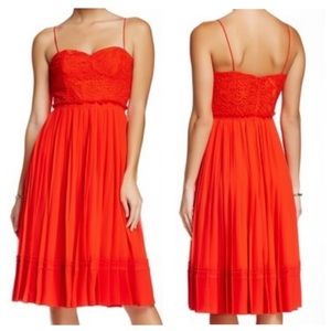 Cynthia Steffe Red Lace Bodice Pleated Sweetheart Dress Sz 2